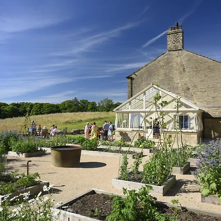 بيت للعطل The Manse *